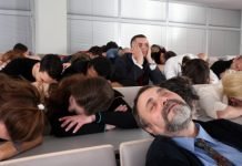 how to stay awake in class during lectures. How to stop sleeping during lectures